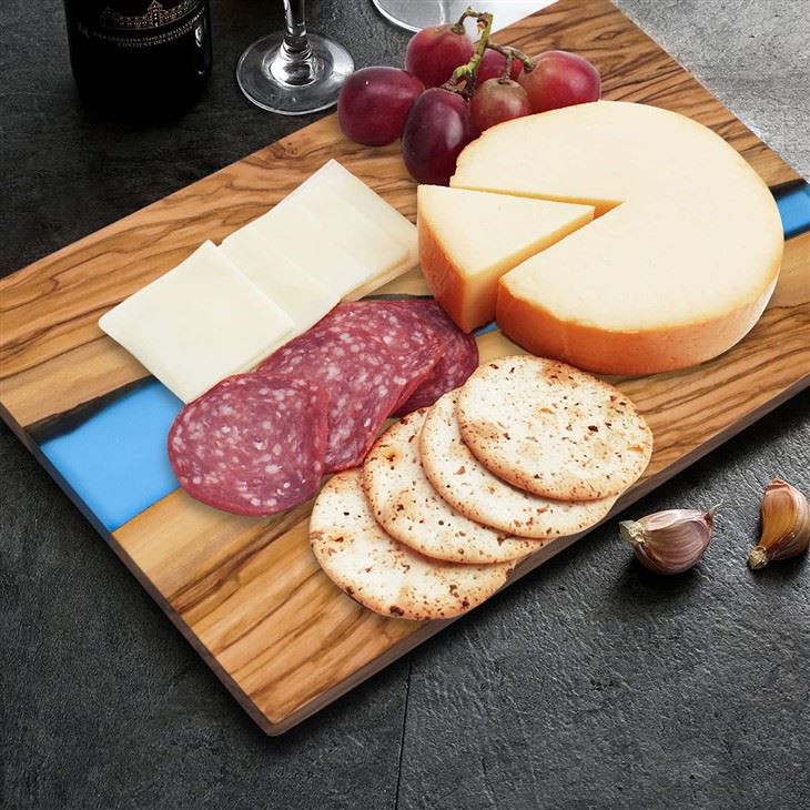 Olive Wood Resin Charcuterie Board (5)